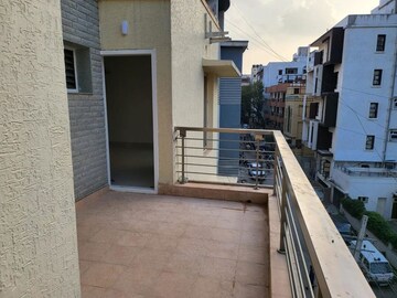 Balcony in 3 BHK Apartment at Benson Apartments, Benson Town – for Rent