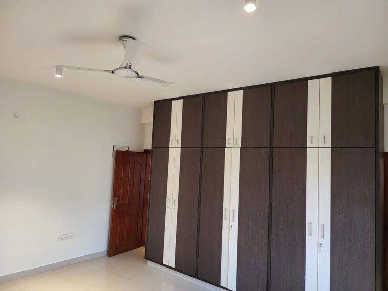 Room, benson-apartments 3 Bedroom 2000 Sq.Ft. Apartment In Benson Town Bangalore 9232875