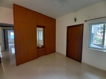 Room in 3 BHK Apartment at Benson Apartments, Benson Town – for Rent