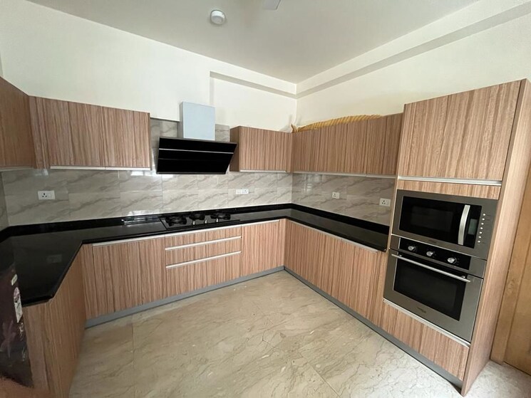 Kitchen, embassy-oasis 4 Bedroom 4100 Sq.Ft. Apartment In Frazer Town Bangalore 9066917