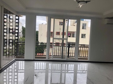 Room in 4 BHK Penthouse at Fortune Square Cooke Town, Cooke Town – for Rent