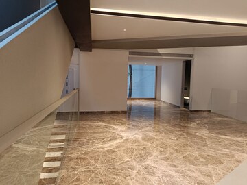 Master Bedroom in 4 BHK Apartment at Regency Liqury, Lavelle Road – for Rent