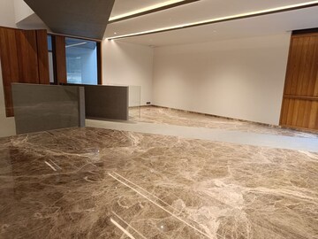 Room in 4 BHK Apartment at Regency Liqury, Lavelle Road – for Rent