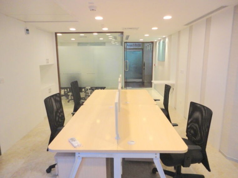 Team Area, skav-mekhri-ritz Commercial Office Space 1150 Sq.Ft. In Cunningham Road Bangalore 8930257