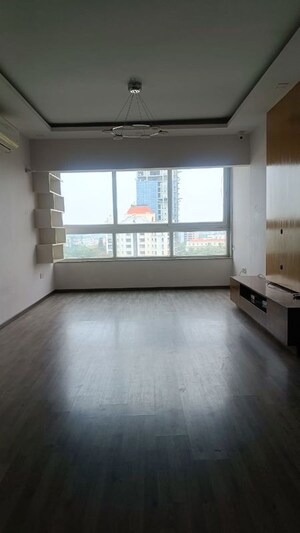 Bedroom in 3 BHK Apartment at Cunningham Hallmark, Vasanth Nagar – for Rent