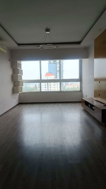 Bedroom in 3 BHK Apartment at Cunningham Hallmark, Vasanth Nagar – for Rent