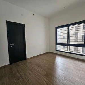 Room in 3 BHK Apartment at Sobha City Gurgaon, Babupur Village – for Sale