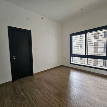 Room in 3 BHK Apartment at Sobha City Gurgaon, Babupur Village – for Sale