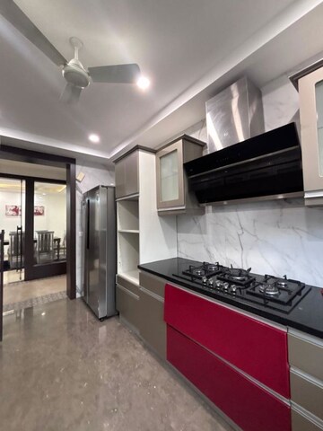 Kitchen in 4 BHK Apartment at Green Park Extension – for Rent