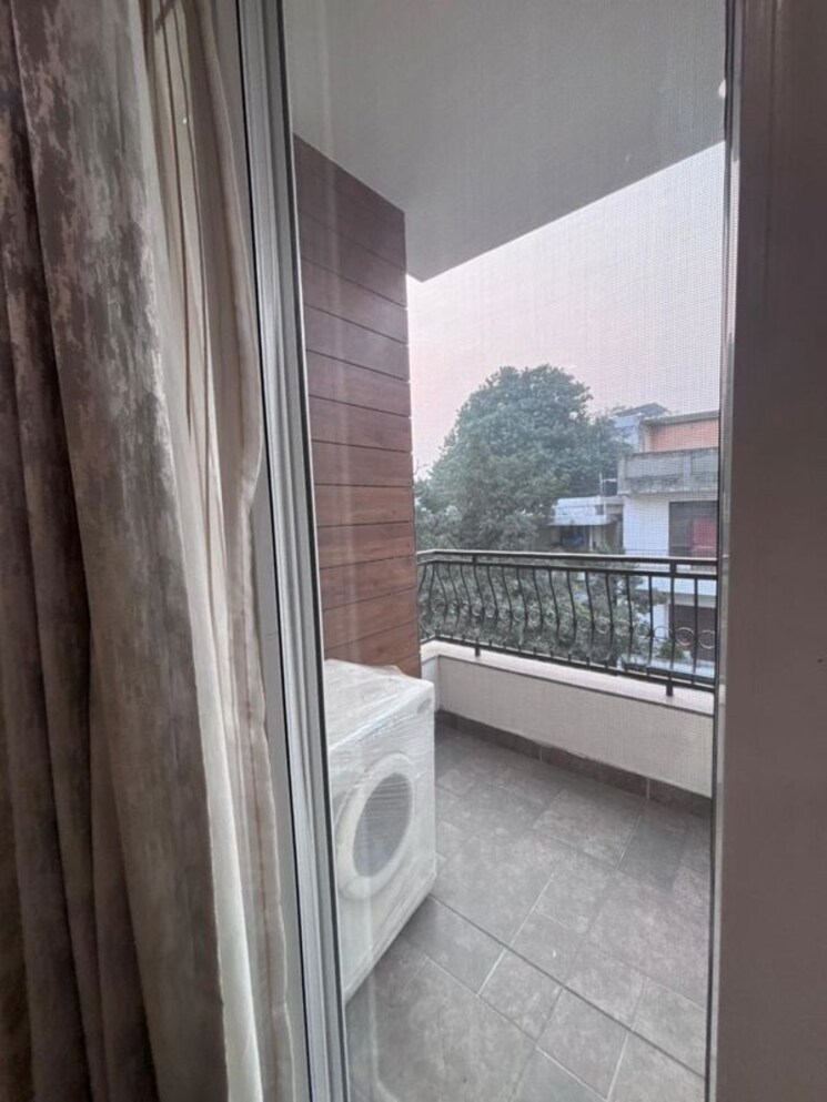 Balcony, green park extension 4 Bedroom 4000 Sq.Ft. Apartment In Green Park Extension Delhi 9722372