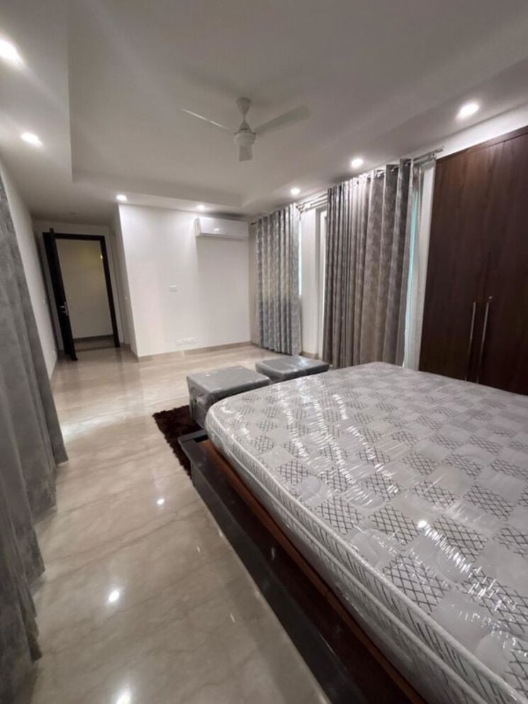 Bedroom, green park extension 4 Bedroom 4000 Sq.Ft. Apartment In Green Park Extension Delhi 9722372