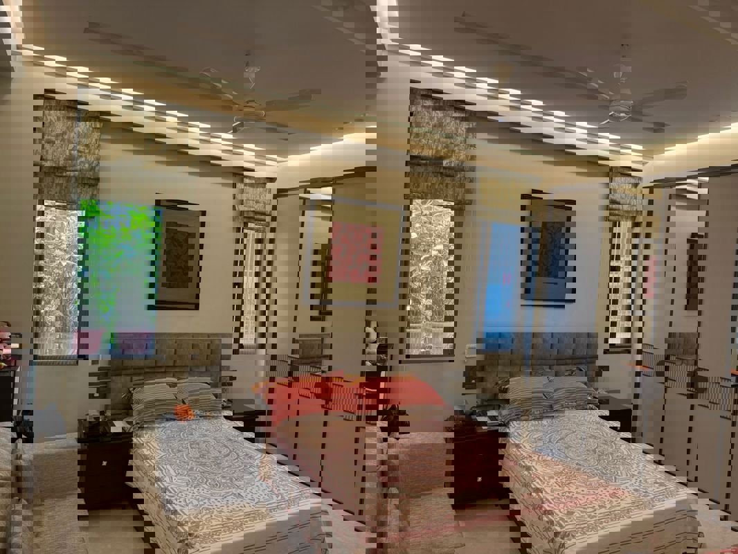 3 BHK + Pooja Room,Servant Room,Study Room,Extra Room Apartment For Sale in G Block Green Park Main 