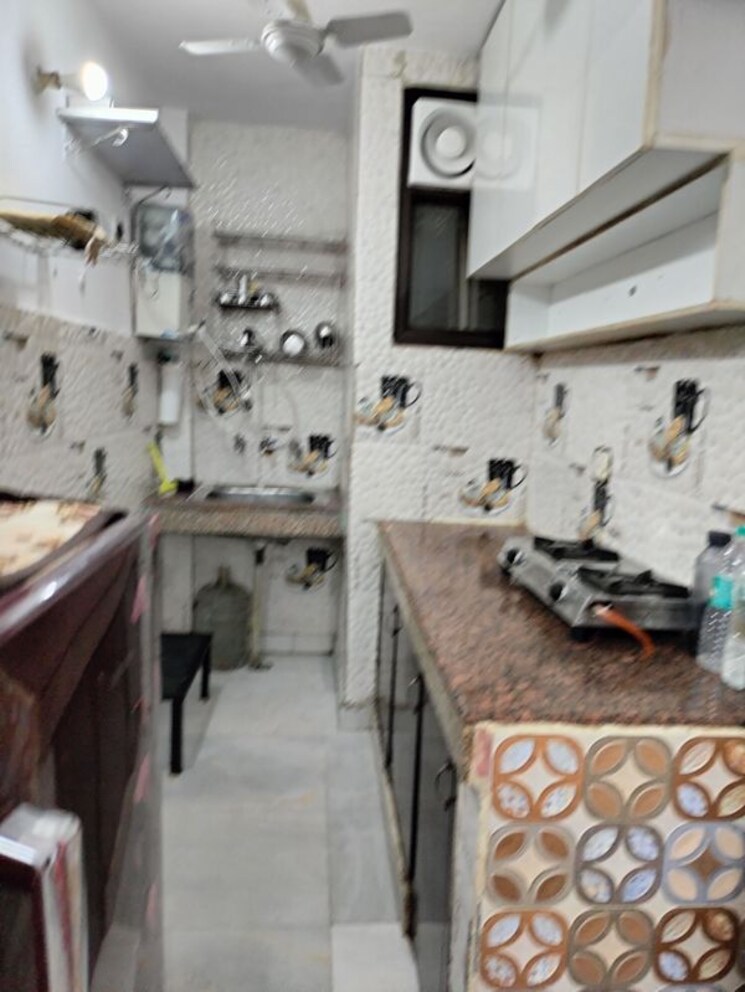 Kitchen, khirki extension 1 Bedroom 500 Sq.Ft. Apartment In Khirki Extension Delhi 9722374