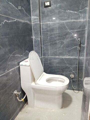 Bathroom in 2 BHK Apartment at Khirki Extension – for Rent