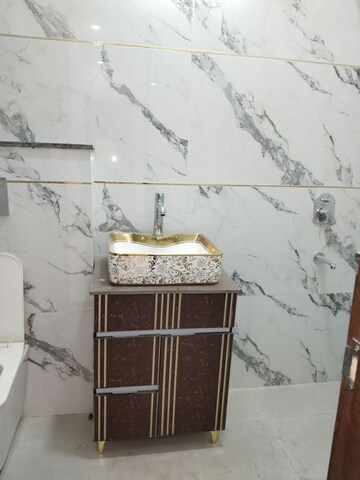  2 BHK Apartment at Khirki Extension – for Rent