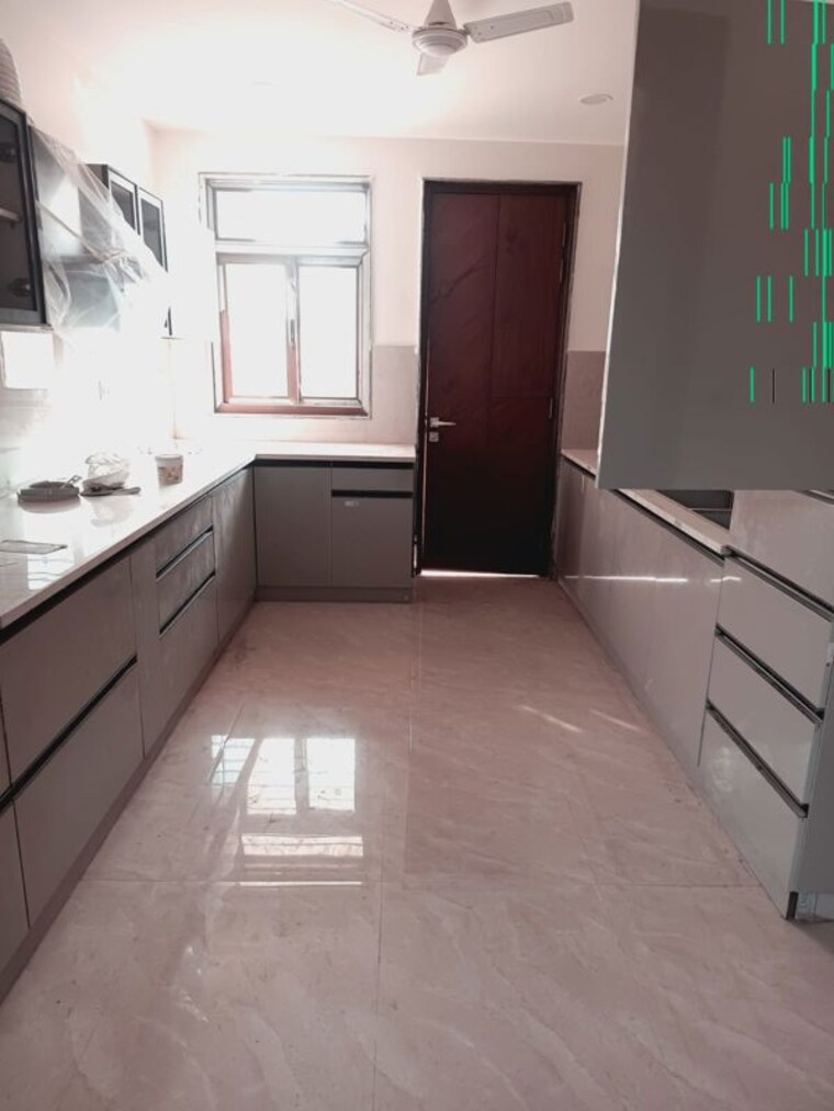 Kitchen, sector 19 3.5 Bedroom 2250 Sq.Ft. Builder Floor In Sector 19 Faridabad 9583114