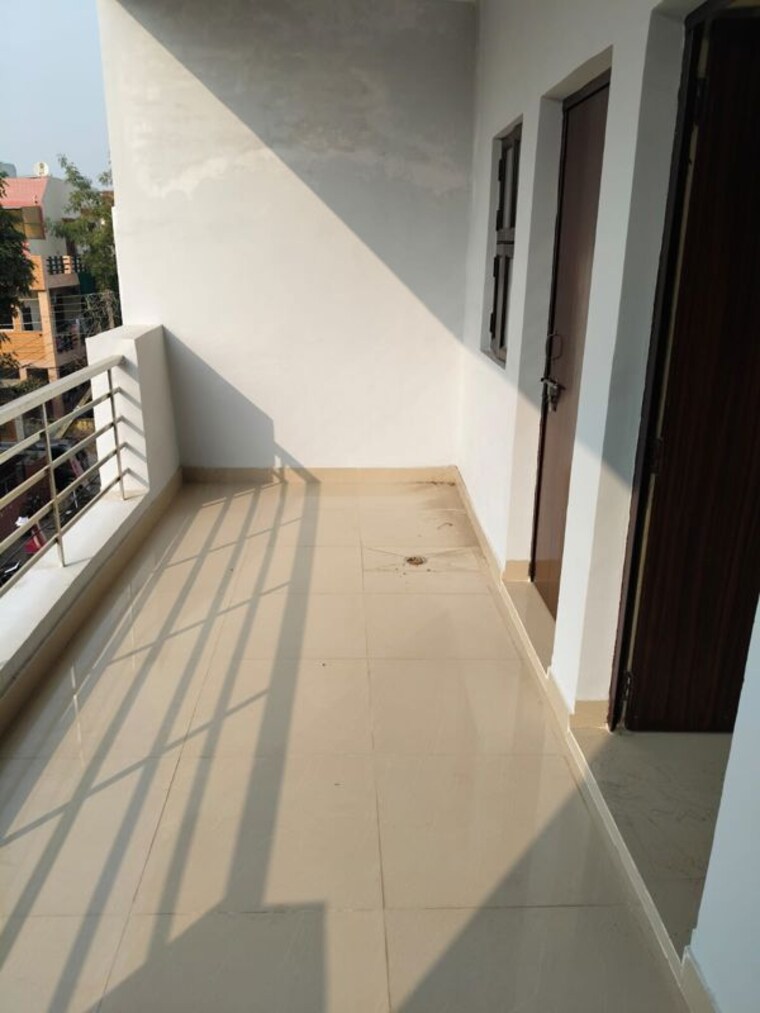 Balcony, sector 29 2 Bedroom 900 Sq.Ft. Builder Floor In Sector 29 Faridabad 9558948