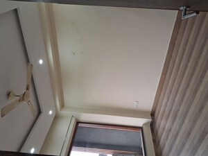 Furnished Amenities in 2.5 BHK Builder Floor at Sector 28 – for Rent