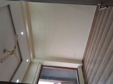 Furnished Amenities in 2.5 BHK Builder Floor at Sector 28 – for Rent