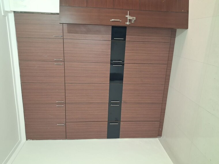 Room, sector 28 2.5 Bedroom 1450 Sq.Ft. Builder Floor In Sector 28 Faridabad 9479650