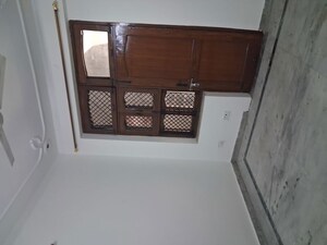 Room in 3.5 BHK Independent House at Sector 19 – for Rent