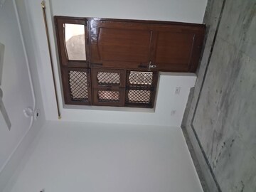 Room in 3.5 BHK Independent House at Sector 19 – for Rent