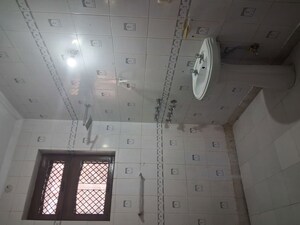 Attached Bathroom in 3.5 BHK Independent House at Sector 19 – for Rent