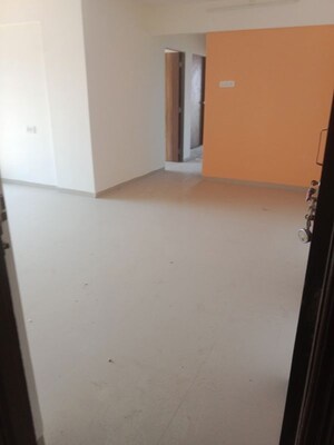 Room in 2 BHK Apartment at Navkar City Phase II, Naigaon East – for Rent