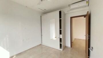 2 BHK Apartment For Rent in Shapoorji Pallonji BKC 28, Bandra East