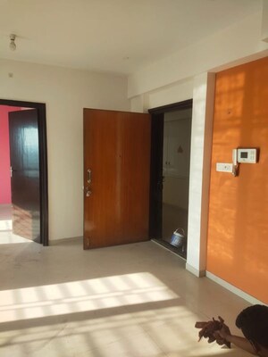 Bedroom in 3 BHK Apartment at Kundan Plaza, Chinar Park – for Sale