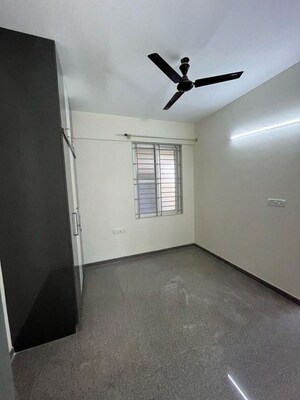 Room in 1 BHK Apartment at Priyanka Silver Serenity, Marathahalli – for Rent