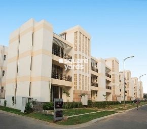 4 BHK + Servant Room Apartment For Sale in Puri Vip Floors