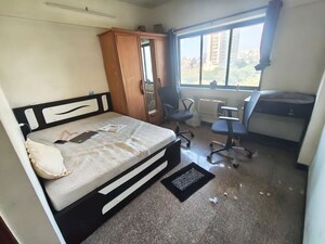 Team Area in 3 BHK Apartment at Magnolia Enclave, Powai – for Rent