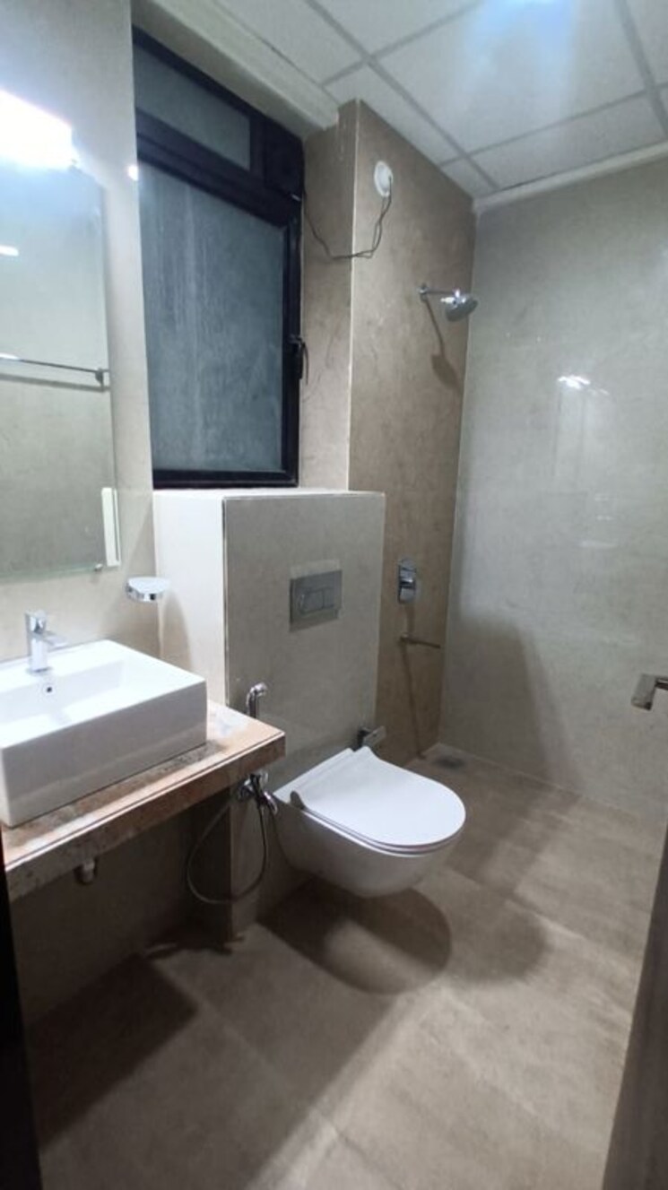Bathroom, kolte-patil-verve 2 Bedroom 759 Sq.Ft. Apartment In Bangur Nagar Mumbai 9722696