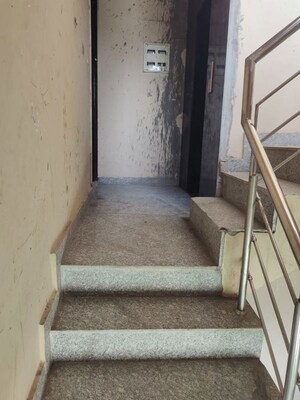Staircase in 3 BHK Builder Floor at Srishti Greenfield Homes, Green Fields Colony – for Rent