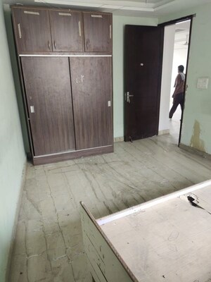 Bathroom in 3 BHK Builder Floor at Srishti Greenfield Homes, Green Fields Colony – for Rent