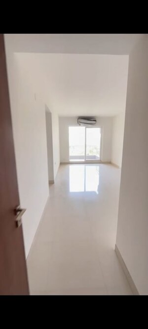 Room in 2 BHK Apartment at Silverglades The Melia, Sohna Sector 35 – for Sale