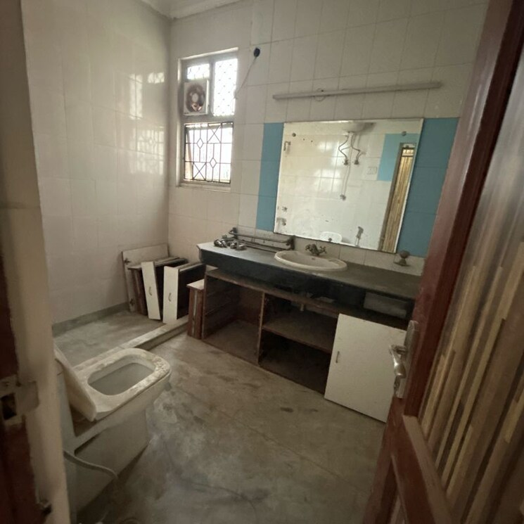 Kitchen, south extension ii 4 Bedroom 4500 Sq.Ft. Builder Floor In South Extension ii Delhi 9706077