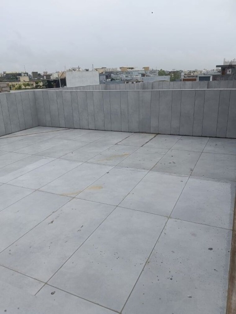Balcony, igi airport area 3 Bedroom 1000 Sq.Ft. Apartment In Igi Airport Area Delhi 9722753