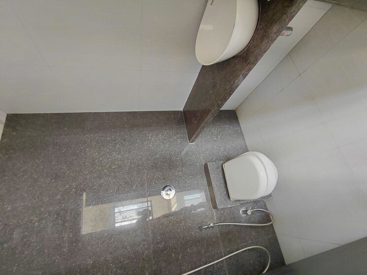 Bathroom, lalani-grandeur 2 Bedroom 651 Sq.Ft. Apartment In Goregaon East Mumbai 9722768