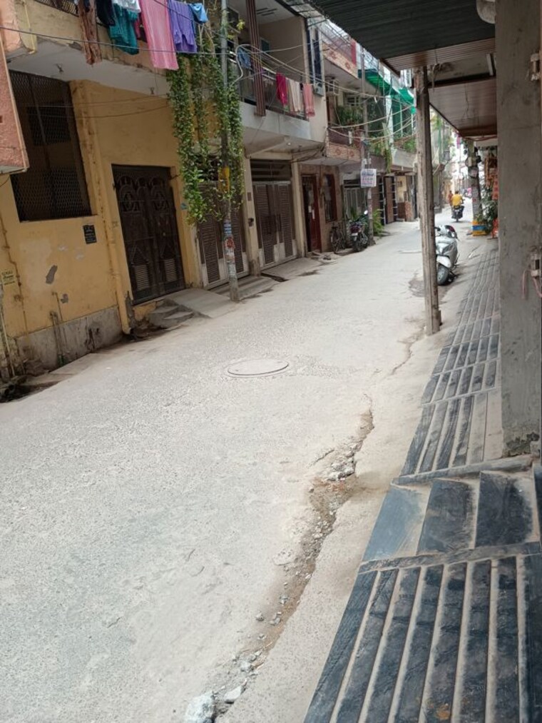 Exterior View, igi airport area 3 Bedroom 1000 Sq.Ft. Builder Floor In Igi Airport Area Delhi 9722767