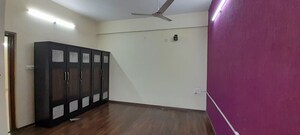 Room in 4 BHK Apartment at New Rajendra Nagar – for Rent
