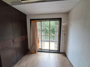 Room in 2 BHK Apartment at Puranik City, Kasarvadavali – for Rent