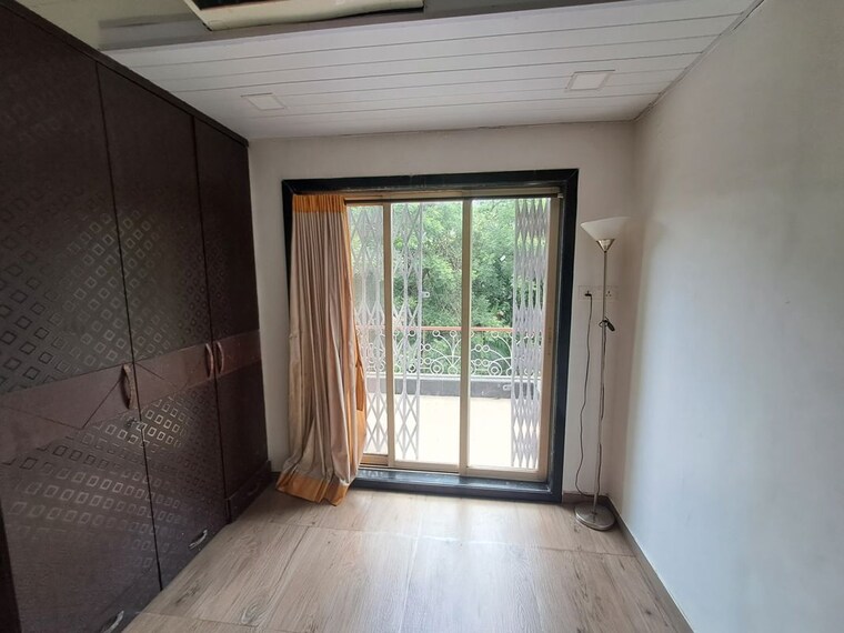 Room, puranik-city 2 Bedroom 600 Sq.Ft. Apartment In Kasarvadavali Thane 9722797