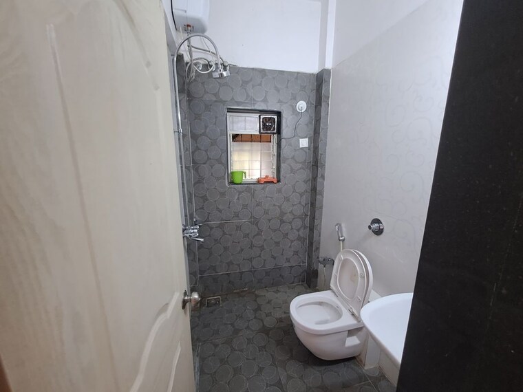 Bathroom, puranik-city 2 Bedroom 600 Sq.Ft. Apartment In Kasarvadavali Thane 9722797