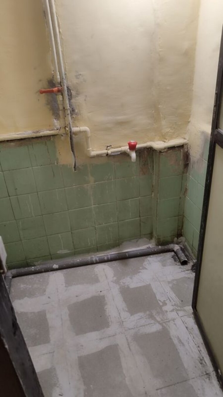 Bathroom, akvira-sitaram-chhaya Studio 325 Sq.Ft. Apartment In Dombivli West Thane 9722828