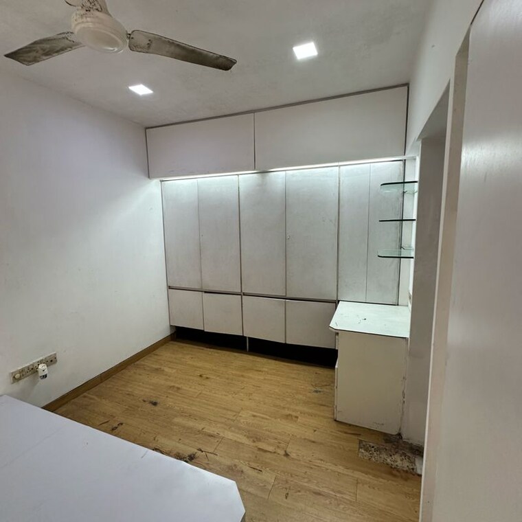 Bathroom, jupiter-apartments-lokhandwala-complex 1 Bedroom 450 Sq.Ft. Apartment In Lokhandwala Complex Mumbai 9722830