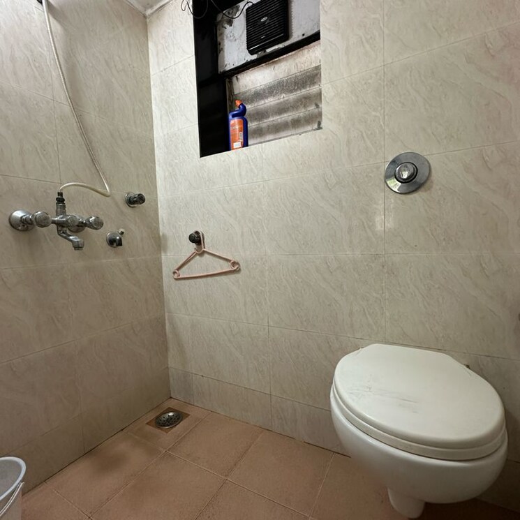 Bathroom, jupiter-apartments-lokhandwala-complex 1 Bedroom 450 Sq.Ft. Apartment In Lokhandwala Complex Mumbai 9722830