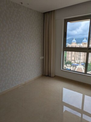 Room in 1 BHK Apartment at Hiranandani Regent Hill, Powai – for Rent