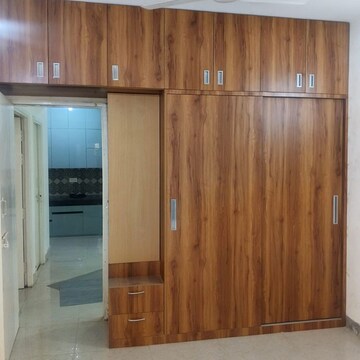 Room in 2 BHK Apartment at Signature The Millennia 3, Sector 37d – for Rent